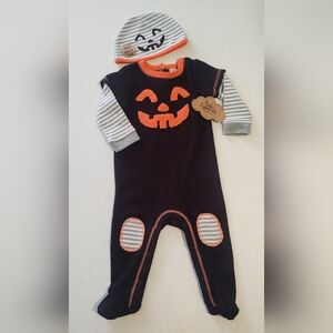 NWT Baby Essentials (Macy's) Onesie W/Hat Sz 9 Months